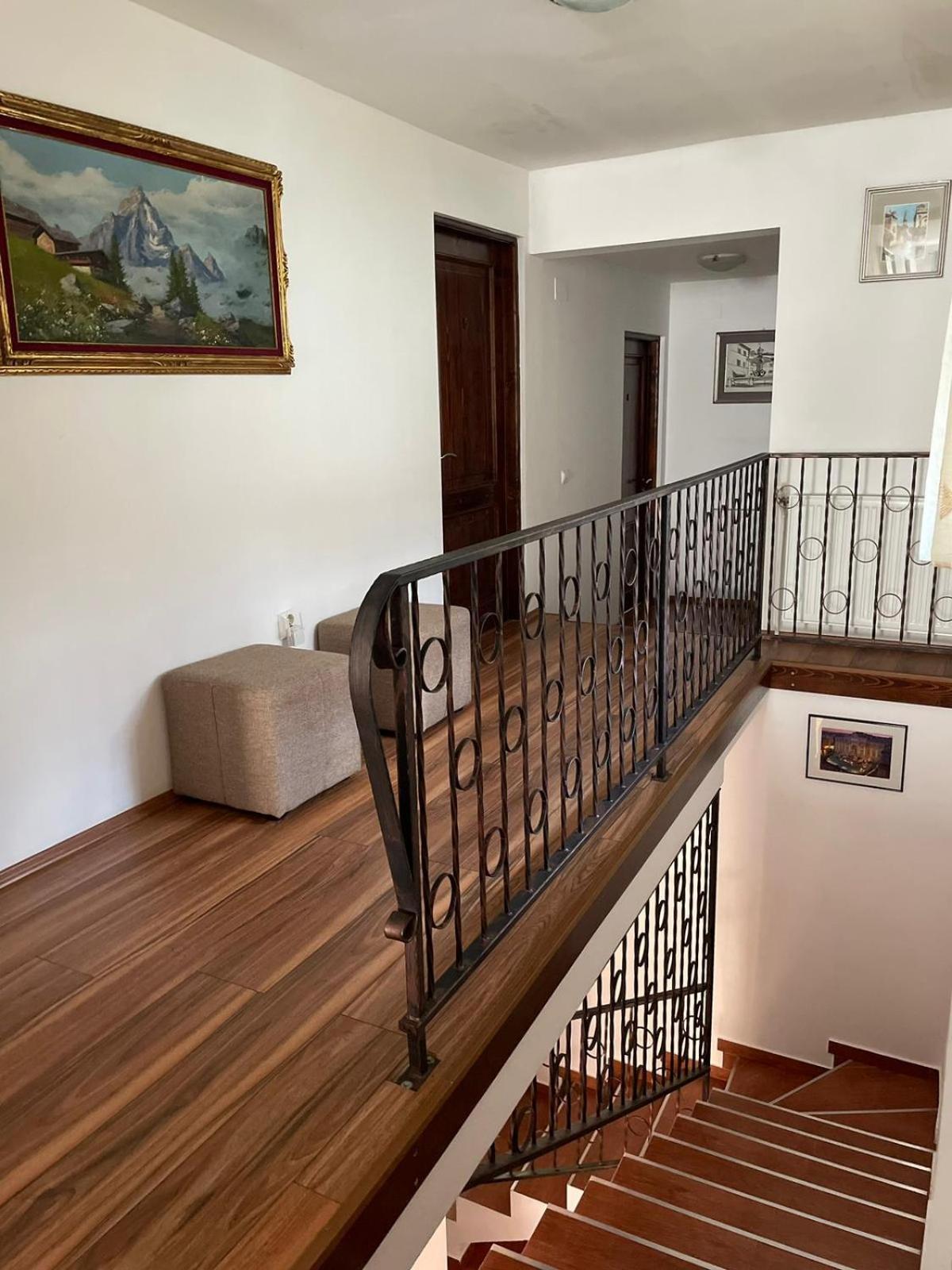 Casa Anastasia - Moieciu De Sus Moeciu De Sus Εξωτερικό φωτογραφία